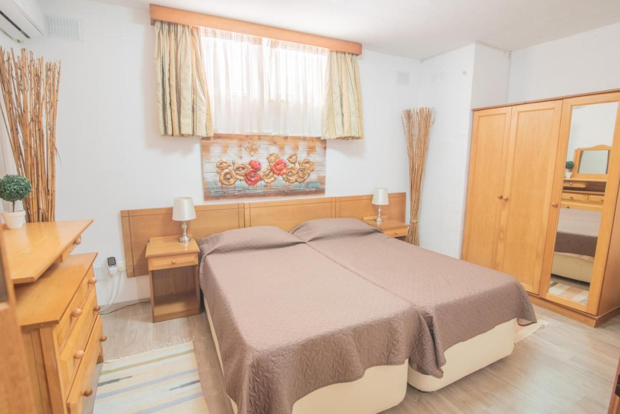Central Villa Flatlet With Pool - Free Parking And Wifi Lija Exterior photo